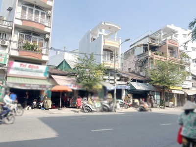 Cần bán loa cổ đang nghe tốt 7058