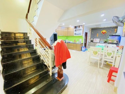 Cần bán loa cổ đang nghe tốt 7231