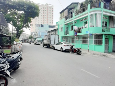 Cần bán loa cổ đang nghe tốt 6834