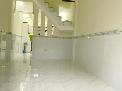 Cần bán loa cổ đang nghe tốt 6880