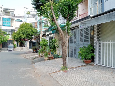 Cần bán loa cổ đang nghe tốt 6489