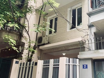 Cần bán loa cổ đang nghe tốt 5402