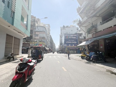 Cần bán loa cổ đang nghe tốt 7075