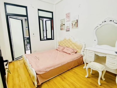 Cần bán loa cổ đang nghe tốt 7168