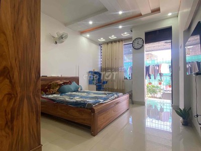 Cần bán loa cổ đang nghe tốt 7145
