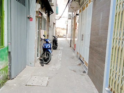 Cần bán loa cổ đang nghe tốt 6403