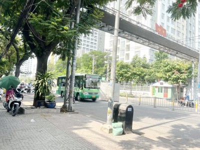 Cần bán loa cổ đang nghe tốt 6994