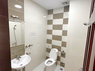 Cần bán loa cổ đang nghe tốt 7048
