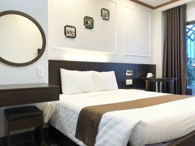 Cần bán loa cổ đang nghe tốt 6365