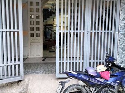 Cần bán loa cổ đang nghe tốt 5896