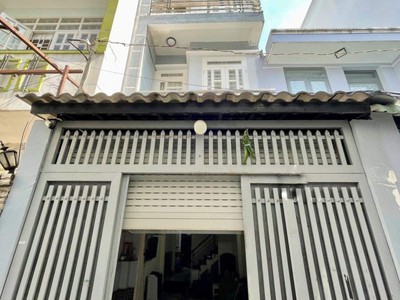Cần bán loa cổ đang nghe tốt 5586