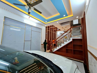Cần bán loa cổ đang nghe tốt 6374
