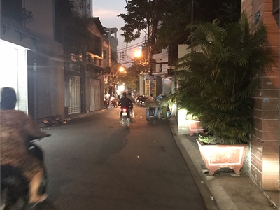 Cần bán loa cổ đang nghe tốt 5752