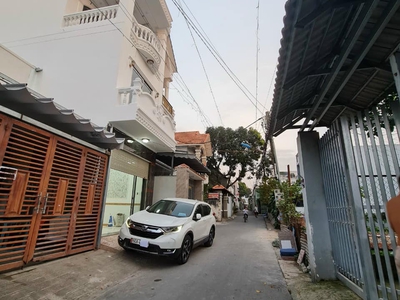 Cần bán loa cổ đang nghe tốt 6376