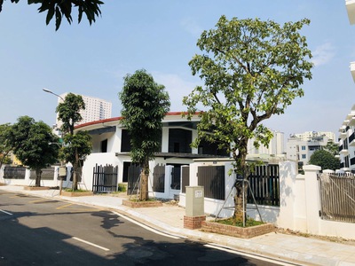 Cần bán loa cổ đang nghe tốt 7007