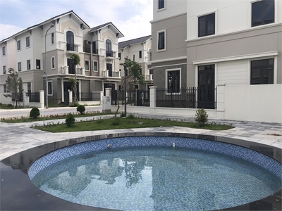 Cần bán loa cổ đang nghe tốt 6206
