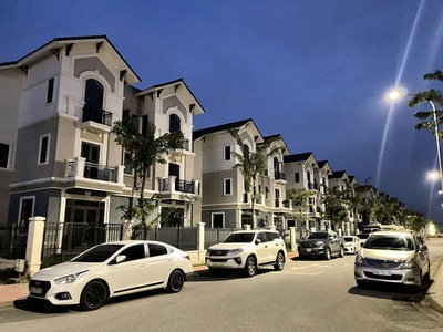 Cần bán loa cổ đang nghe tốt 6264