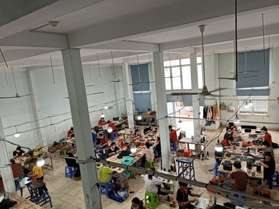 Cần bán loa cổ đang nghe tốt 5556