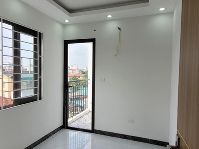 Chính chủ bán chung cư mini xã đàn - hoàng cầu, ô tô đỗ cửa, full đồ, ở ngay, 52m2, giá 990 triệu 2