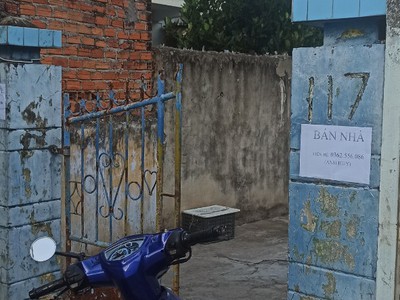 Cần bán loa cổ đang nghe tốt 5869