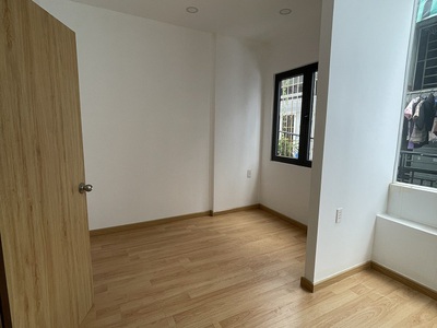 Cần bán loa cổ đang nghe tốt 6204