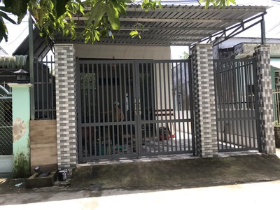 Cần bán loa cổ đang nghe tốt 6200