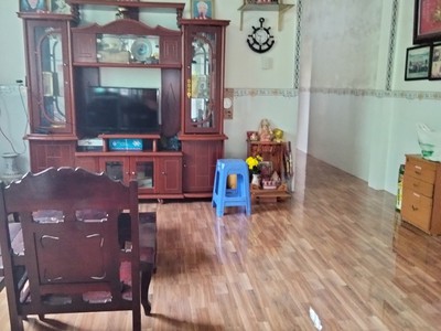 Cần bán loa cổ đang nghe tốt 6868