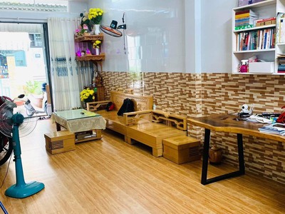 Cần bán loa cổ đang nghe tốt 7300