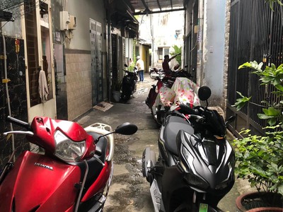 Cần bán loa cổ đang nghe tốt 7398