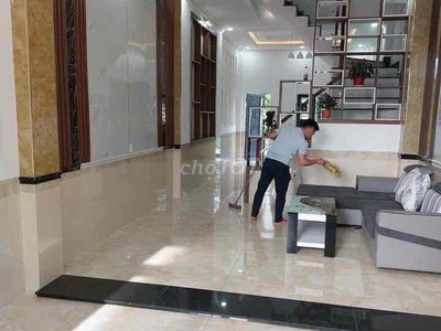 Cho thuê nhà mặt tiền kdc Phú Hồng Khang, Bình Chuẩn, Thuận An. 1