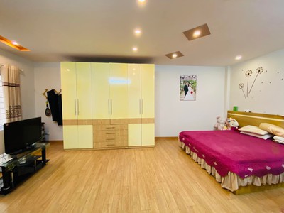 Cần bán loa cổ đang nghe tốt 7630