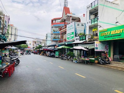 Bán nhà mt 20m tây sơn  ngay tân hương  dt 8.4x26 nở hậu 12m cấp 4, gía 26 tỷ tl 1