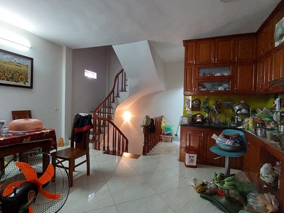 Cần bán loa cổ đang nghe tốt 7725