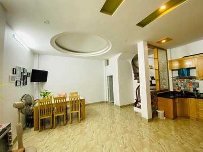 Cần bán loa cổ đang nghe tốt 7633