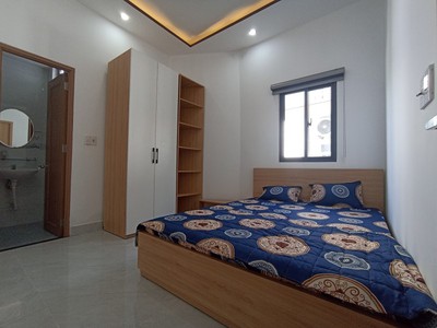 Nhà 2 tầng mới ở ngay trần cao vân, 52m2, ngang 7.5m, chỉ nhỉnh 2 tỷ tlcc 0