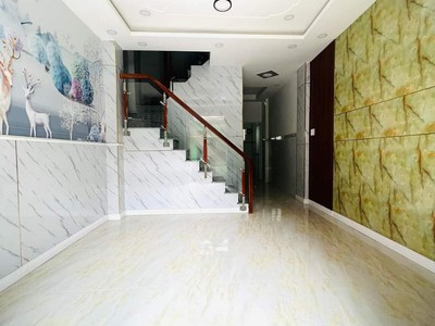 Cần bán loa cổ đang nghe tốt 7820
