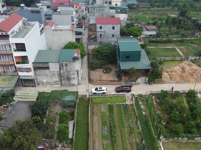 Cần bán loa cổ đang nghe tốt 7899