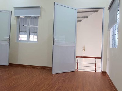 Cần bán loa cổ đang nghe tốt 7890