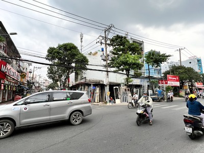 Bán góc 2 mtkd  bình long - thạch lam, dt 12x16.5m, cấp 4 , gía 21.5 tỷ 3