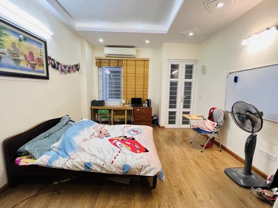 Bán Đất Thổ Cư Mặt phố Yên Phụ Hồ Tây -152M2 Mặt tiền 6.5M -48 Tỷ -Quy Hoạch ổn định 0