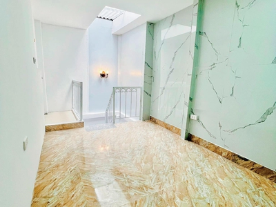Hoàng hoa thám ,dt 15m2  ,4 tầng ,mt 2.1m ,giá chào mới 1.9 tỷ ba đình 0