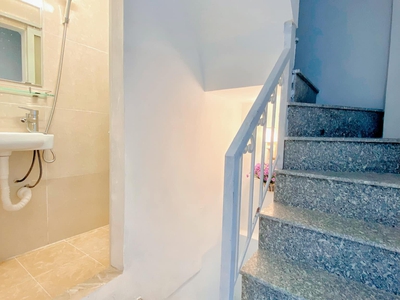 Hoàng hoa thám ,dt 15m2  ,4 tầng ,mt 2.1m ,giá chào mới 1.9 tỷ ba đình 1
