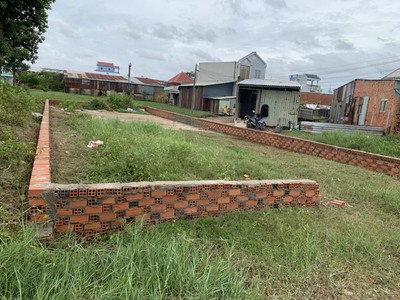 Chính chủ bán lô đất đường lại hùng cường, xã vĩnh lộc b, huyện bình chánh, tp.hcm 0