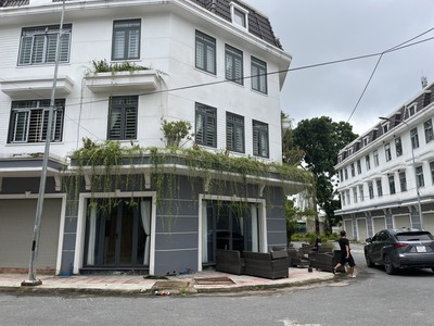 Bán nhà mới 100 Giá 2 tỷ 100 Cách chợ Hội Nghĩa chỉ 100m 2