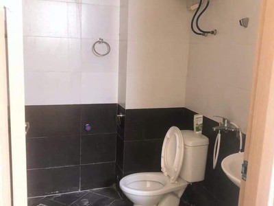 Bán căn hộ 2 ngủ chung cư Hoàng Huy 4