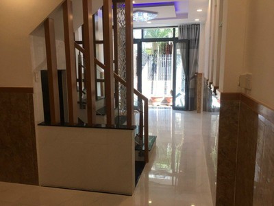 Nhà đẹp 5 tầng BTCT vào ở liền,Q.Tân Bình, ô tô vào nhà, 5pn,6 wc chỉ 2