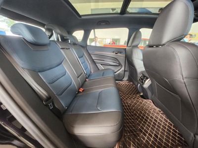 Ford Territory - 5 chỗ SUV - gầm cao 6
