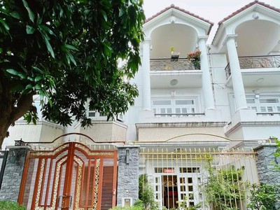 17 tỷ, biệt thự khu nội khuông việt, an ninh. 8x18, 3 tầng 0