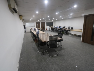 Cho thuê nhà làm văn phòng rộng rãi, sạch sẽ, đầy đủ tiện nghi 2