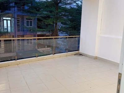 Bán nhà mặt tiền kinh doanh đường Nguyễn Đình Chính cạnh UBND Phường 15 Phú Nhuận. 0
